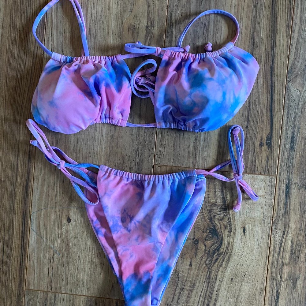 Princess Polly Pink/Purple Tie-Dye String Cheeky Bikini *NEVER WORN*